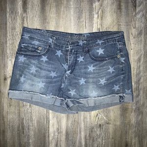 🌟Donating TODAY🌟 Star Jean shorts